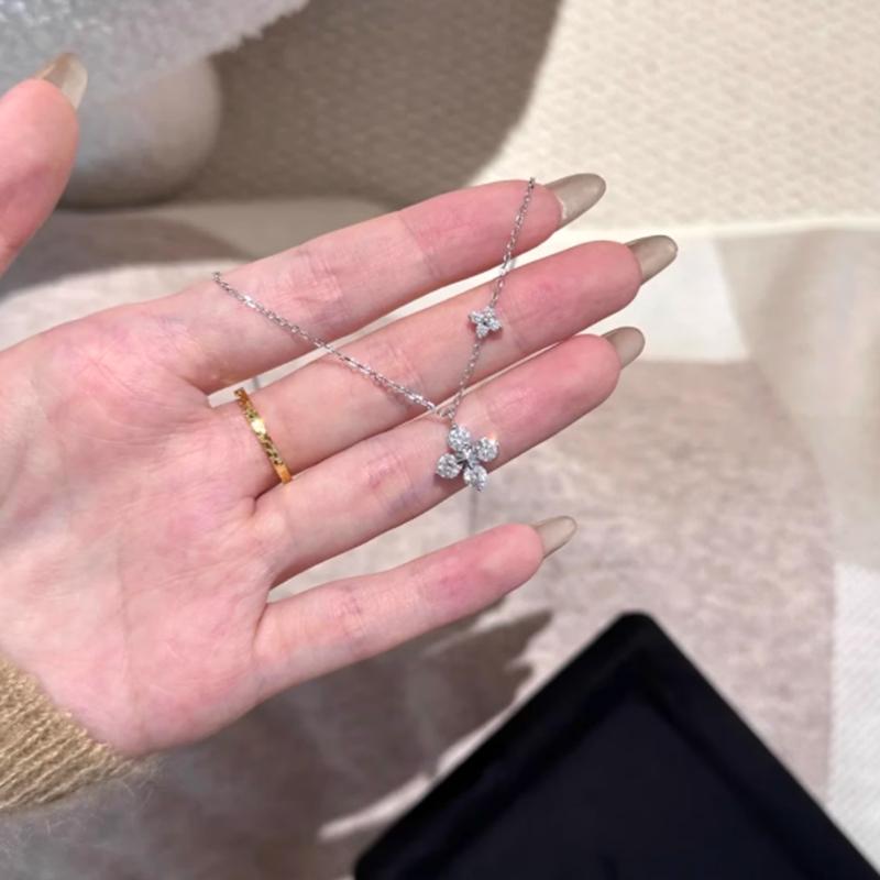 925 Sterling Silver Dainty Lucky CZ Leaf Necklace for Women 14k Gold Plated Flowers Elegant Pendant Necklace Wedding Jewelry