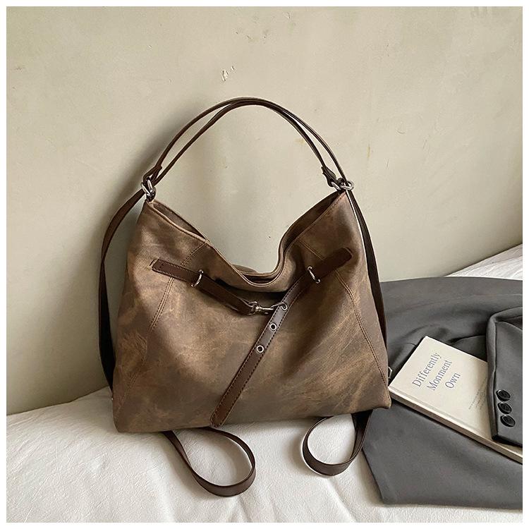 

Casual Korean version temperament large-capacity tote bag 2025 autumn fashion trend commuter women s shoulder oblique span bag