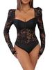 Kare Yakalı Zarif Dantel Detaylı Siyah Bodycon Body