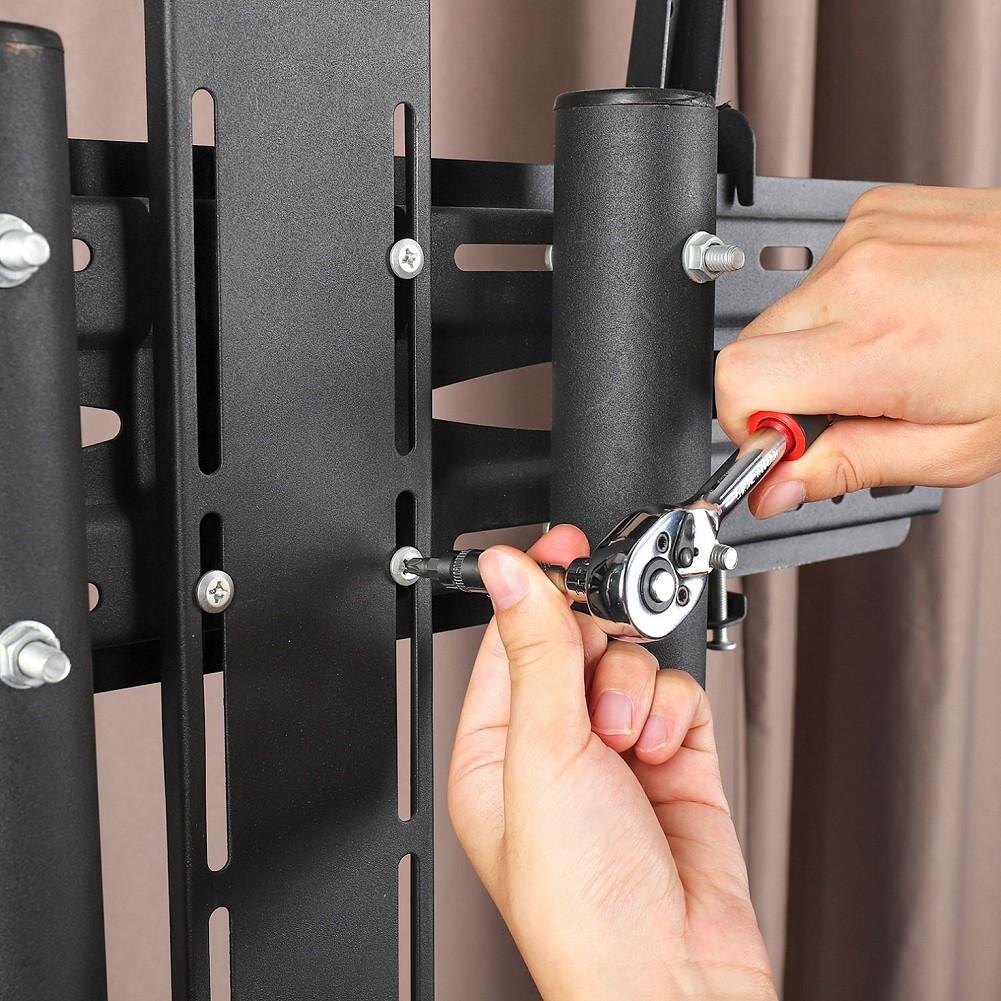 46pcs Car Repair Tool Set Featuring 1/4 Inch Socket Ratchet Torque Wrench and Multi-Purpose Tools Kit for Auto Maintenance