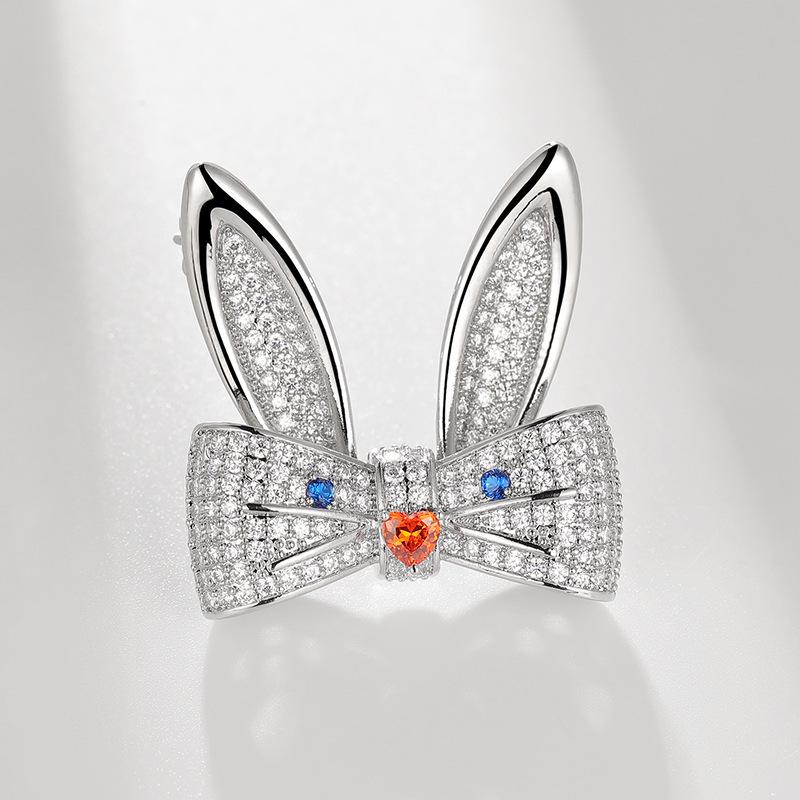 Bo Xin Yun Fashion Japanese Cute Rabbit Brooch with Zirconia Bow Knot