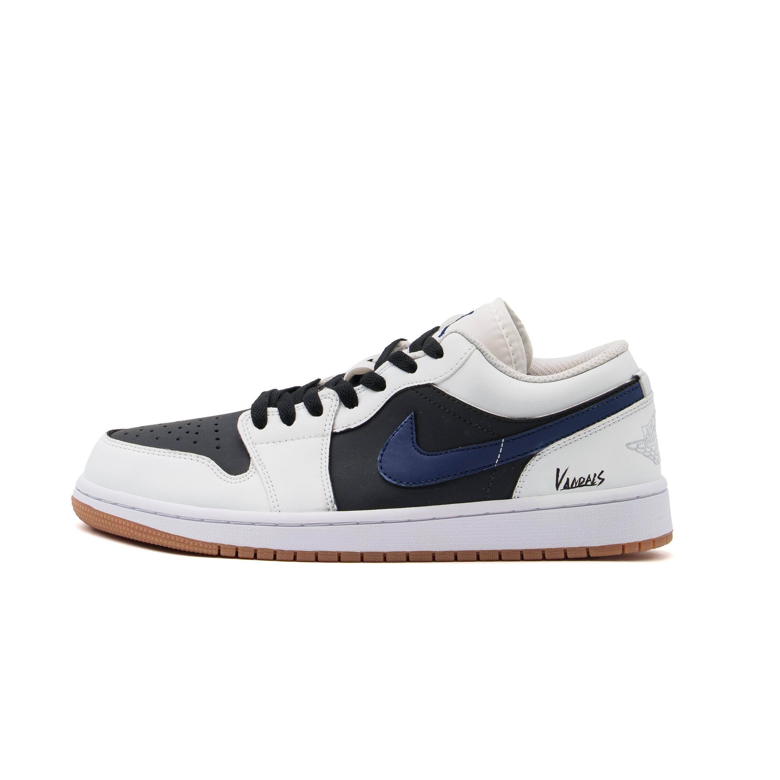 

Jordan Air Jordan 1 Abrasion Resistant Low top Vintage Basketball Shoes Unisex Black White 553558-146(Team500-) 45