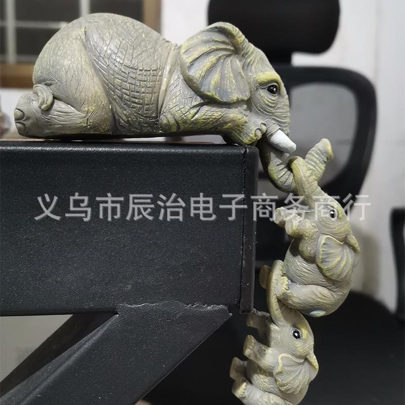 Cute Elephant Figurines Elephant Hanging Little Elephant Resin Crafts Home Ornament Three-piece Set
