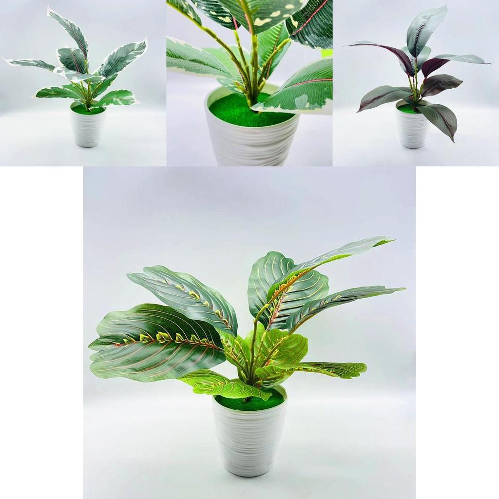 Realistic Plastic Foliage Indoor Plant For Office Desk Or Home Shelf Display