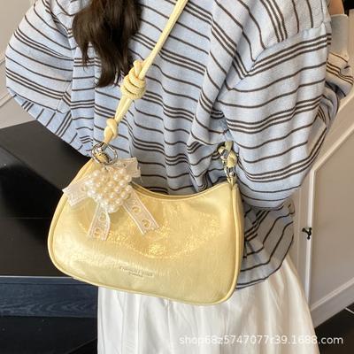 Casual Popular Bag Women's Large Capacity 2025 Summer New Fashion Shoulder Messenger Bag Commuter Armpit Bag