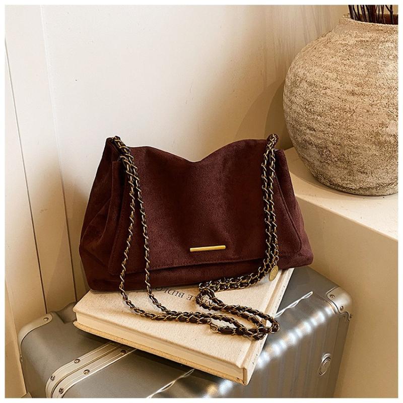 1Pc Women's Fashion Niche Messenger Bag 2025 Autumn and Winter New Chain Underarm Bag Suede Foreign Style Versatile Single Shoulder Messenger