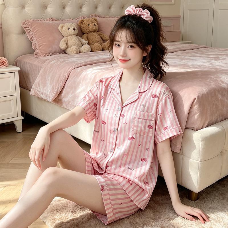 Sommerpyjama aus Eisseide im süßen Stil für Damen – kurzärmlige, coole und stylische Homewear