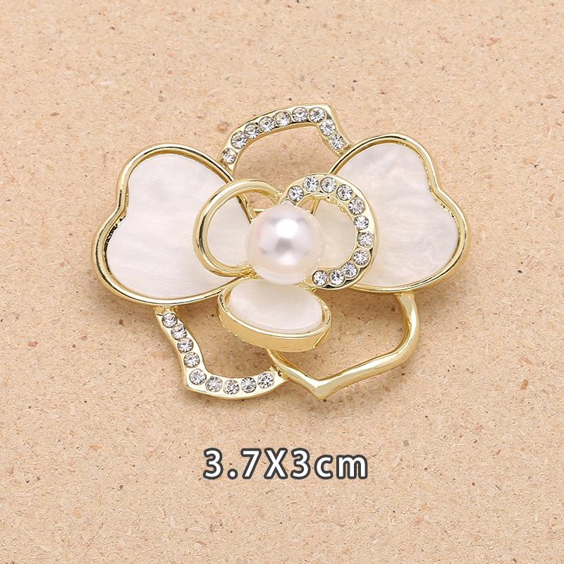 Elegante Broche de Borboleta de Pérola: Broche Versátil Anti-exposição para Vestuário Feminino da Moda