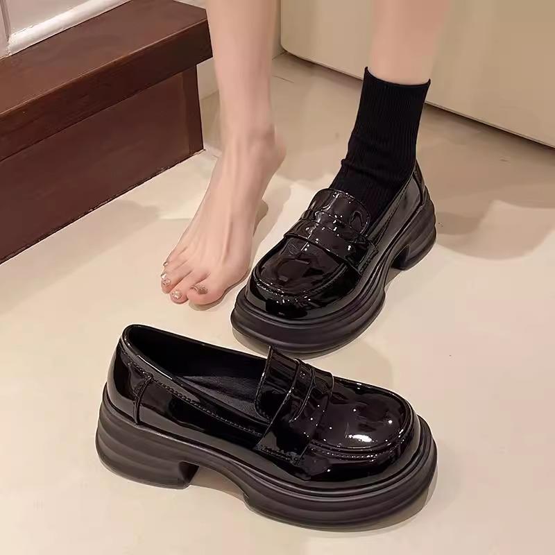 Platform Small Leather Shoes Women's 2025 Spring and Summer New Retro British Style Heightening Black College Jk Shoes Muffin Loafers