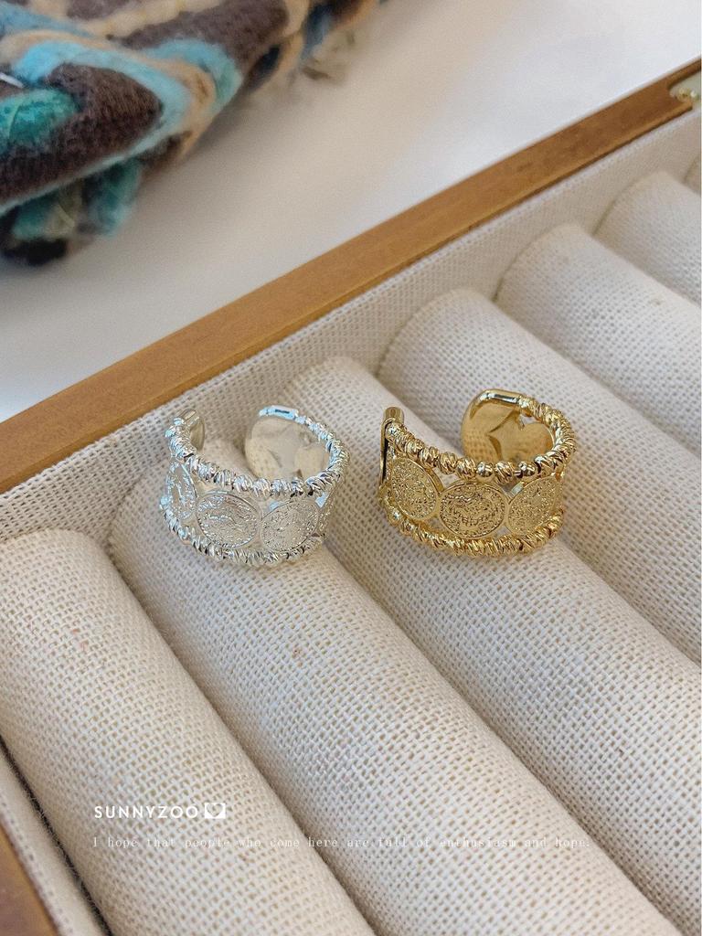 San Francisco Vintage Chic Wide Band Brass Ring, White Gold Plated Retro Index Finger Ring