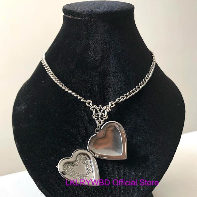 Gothic Bat Locket Necklace,Gothic Jewelry,Gothic Necklace,Bats,Halloween Vampire Party Jewelry,Fit For Bat Lovers Gift