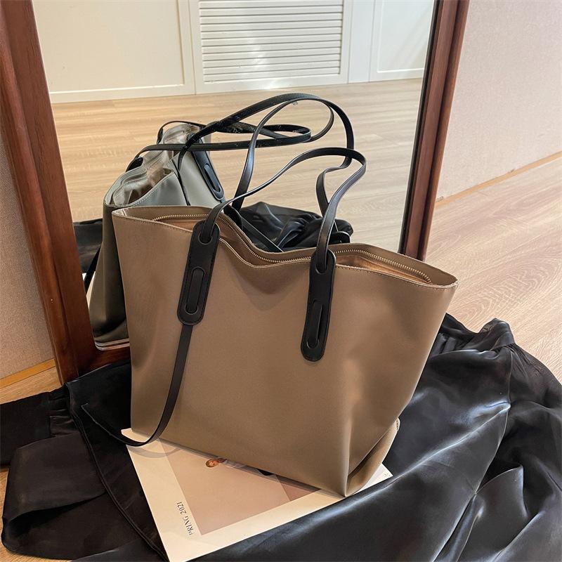 

Oxford cloth large-capacity new simple trendy versatile shoulder bag, college student class commuting tote bag хаки