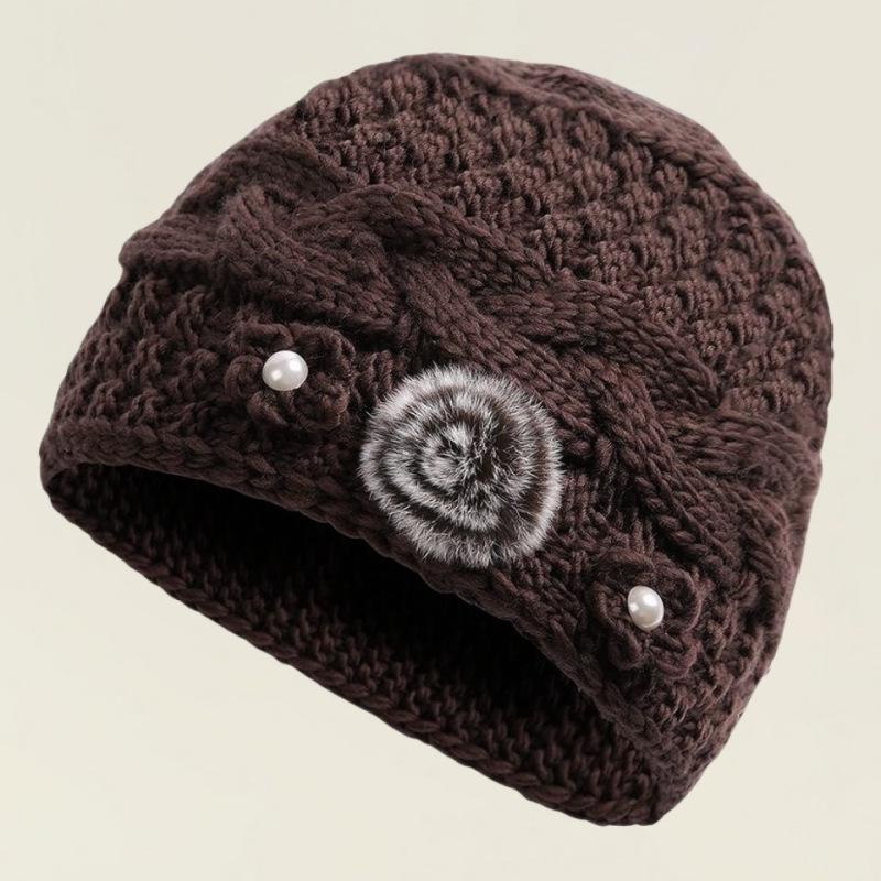 Winter New Middle-aged and Elderly Mothers' Hats with Velvet and Thickening Grandma Pullover Hats with Ear Protection and Warm Knitted Woolen Hats