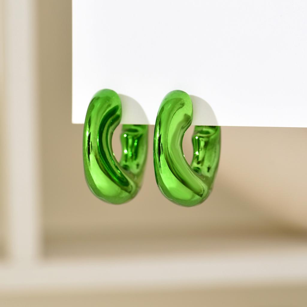 Metallic Color Acrylic Chunky C-shape Hoop Earrings for Women New Irregular Geometric Huggies Earring Glossy Jewelry