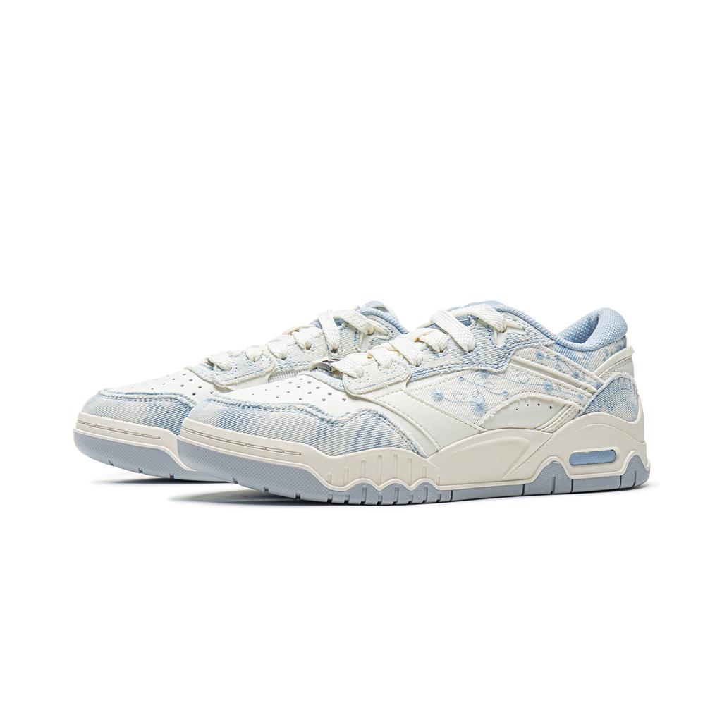 Li Ning Moon White 3 Skateboard Shoes Women's Low top White, Blue AGCV078-3