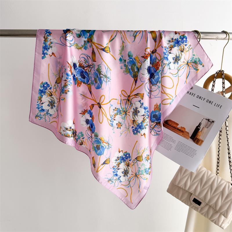 Luxury Print Small Square Scarf Simulated Silk Thin Neck Scarf Fashion Sunscreen Headscarf Women 70x70cm Neckerchief Headband