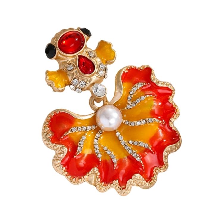 

Versatile Fish Design Brooch Portable Metal Construction Easy To Wear On Clothing Accessories All Day красный