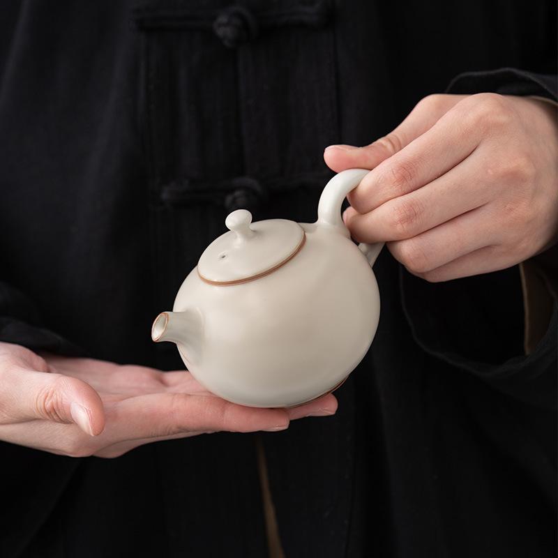 Beige Ru Kiln Ceramic Handmade Teapot High-end Household Master Famous Tea Kettle Tea Making Kung Fu Tea Set