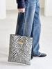 Caranciel Women's 2-Way Animal Tote Bag, 610020002, Charcoal Gray, One Size