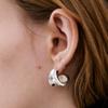 Poery Wavy Earring