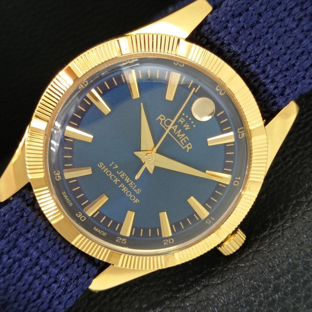 

HAND-WINDING SWISS MENS REFURBISHED VINTAGE BLUE COLOR DIAL WATCH a707379-1