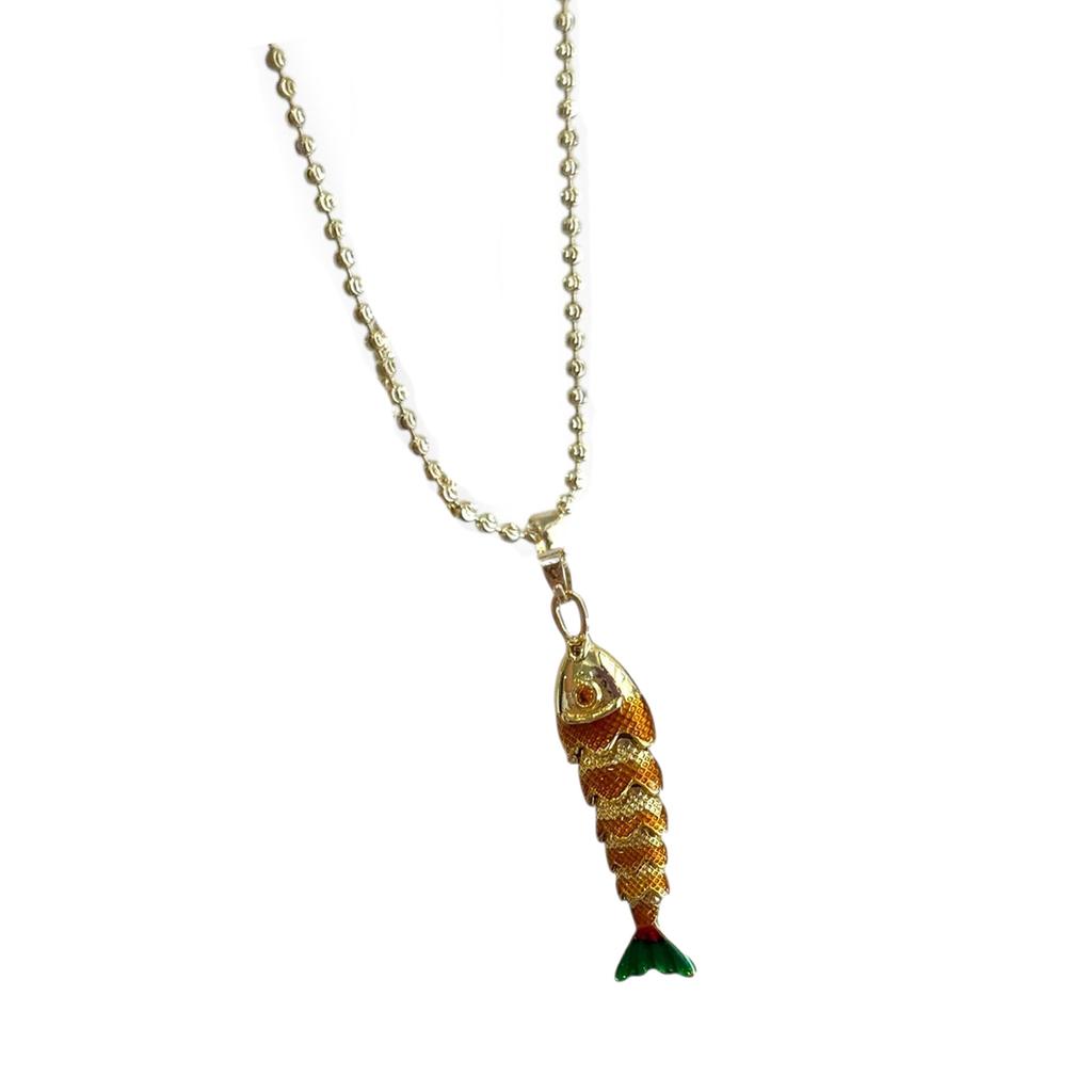 Vibrant Summer Ocean Fish Pendant Necklace Copper Neck Jewelry for Women Lightweight Design Collarbone Chain