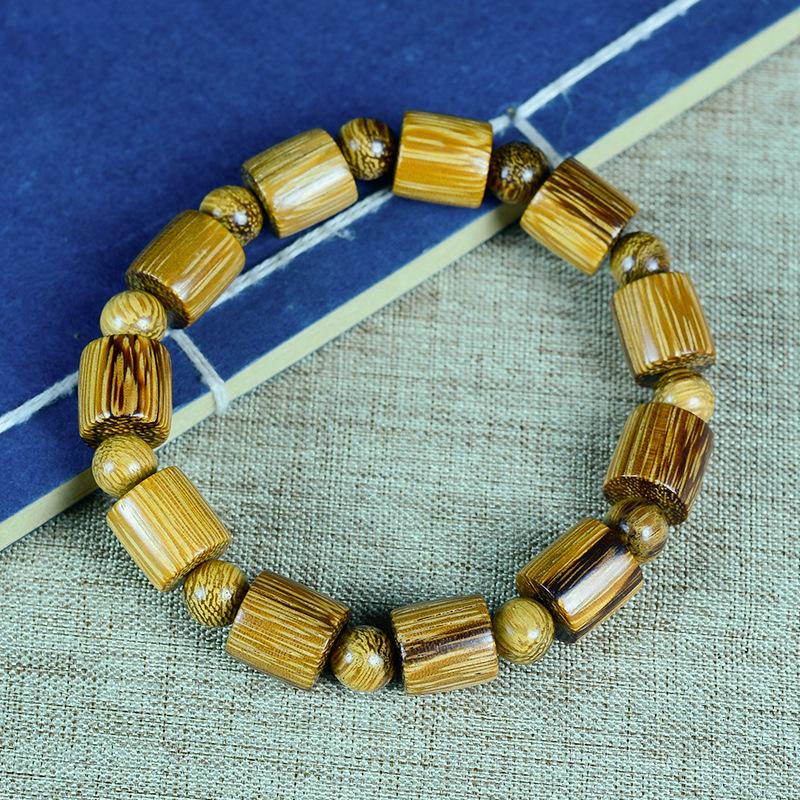 Bracelet Abaque Bois de Santal Rouge, Vert et Violet avec Perles de Jujube et Espaceurs Articulés en Bambou - Design Unisexe