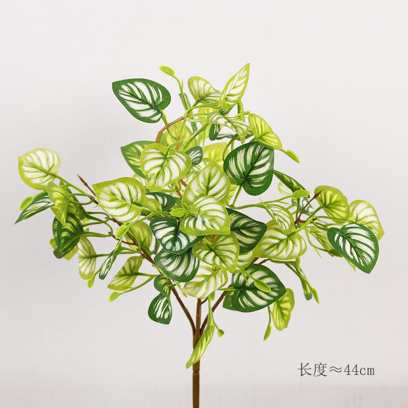 Feel simulation Begonia leaf handle bundle chicken heart leaf watermelon leaf single plant wall leaf green leaf