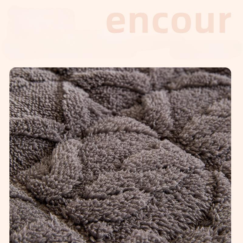 Light Luxury Tafu Velvet Sofa Cushion, Winter Model, High-End Thickened Steamed Bread Cushion, Sofa Cover, Non-Slip.