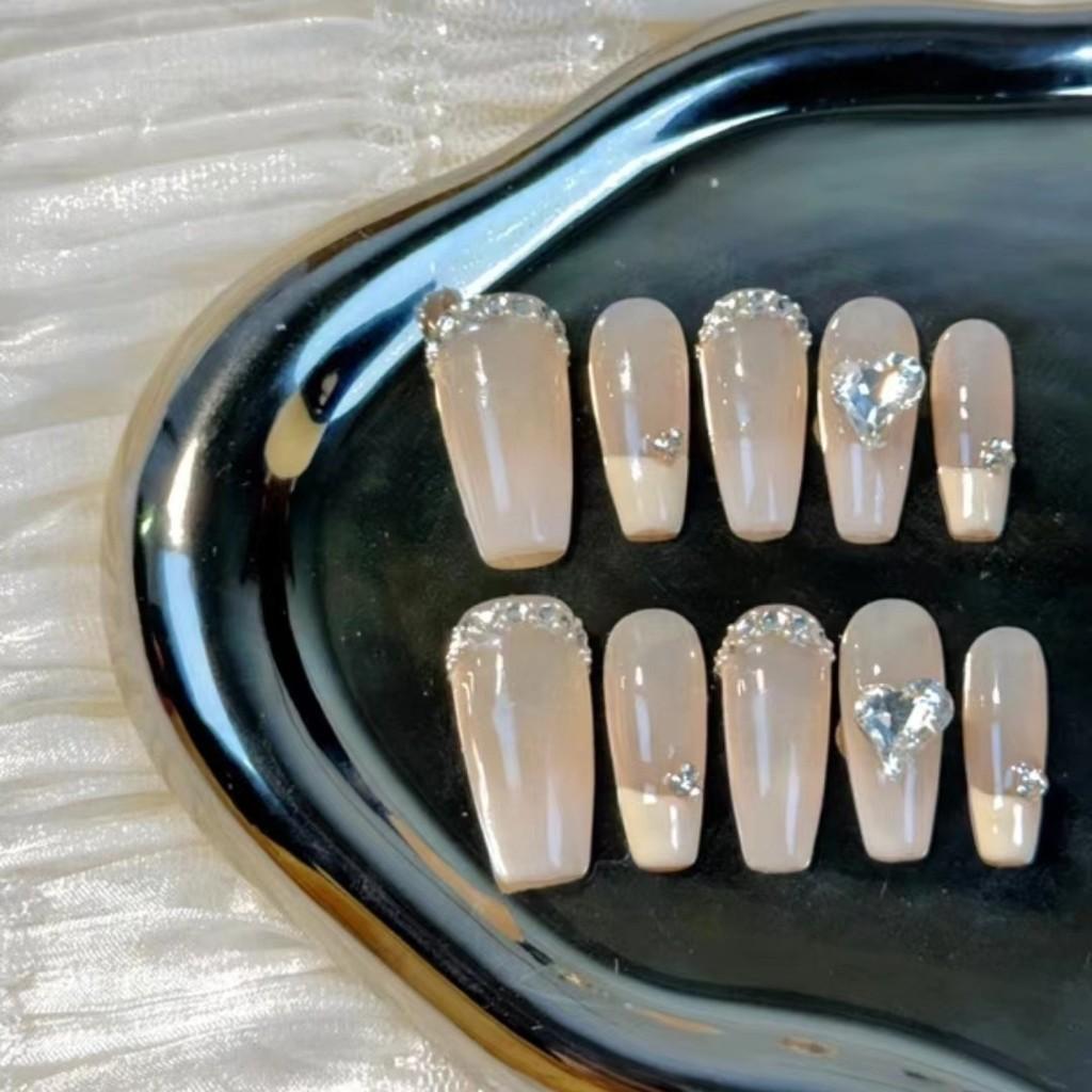 

Цветной нюдовый маникюр со стразами, белые наклейки для ногтей ручной работы L