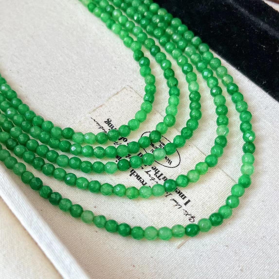 2024 Emerald Quartzite Necklace Women S Mini Temperament Retro Zhengyang Green Clavicle Chain Women