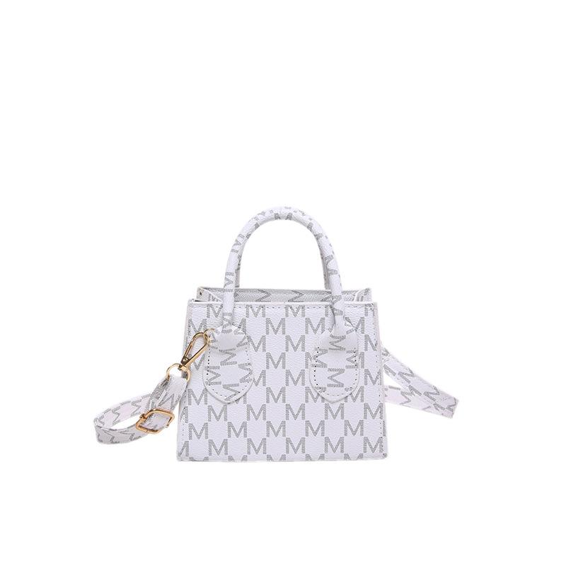 Handbag Women's New Atmospheric Personality Women's Bag Large Capacity Casual Shoulder Bag Crossbody Bag Small Square Bag