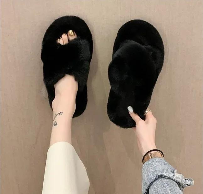 Fashion Fashion One Word Thick Fur Slippers Double Fur Slippers Casual Home Cotton Shoes for Women Flat Plush Cross Straps Slippers2024