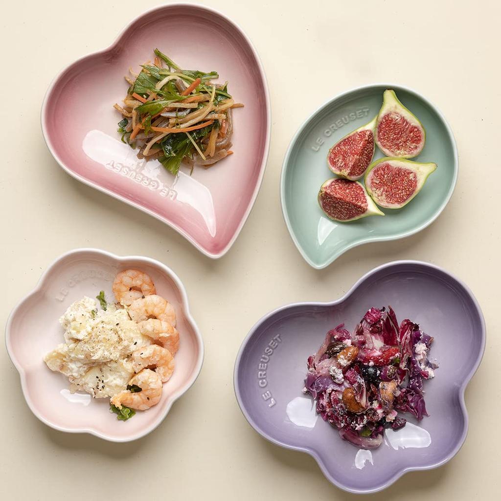 Le Creuset Sphere Butterfly Dish M Bluebell Purple
