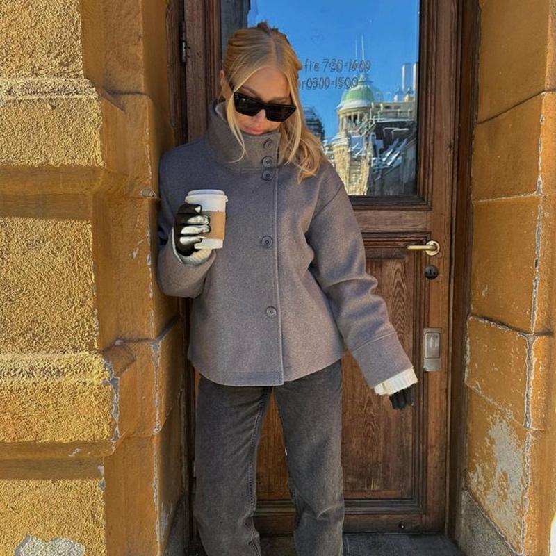 2025 Autumn Jackets Women Casual Loose Stand Neck Long Sleeve Single Breast Short Jacket Fashion Solid Lady Warm Outwear