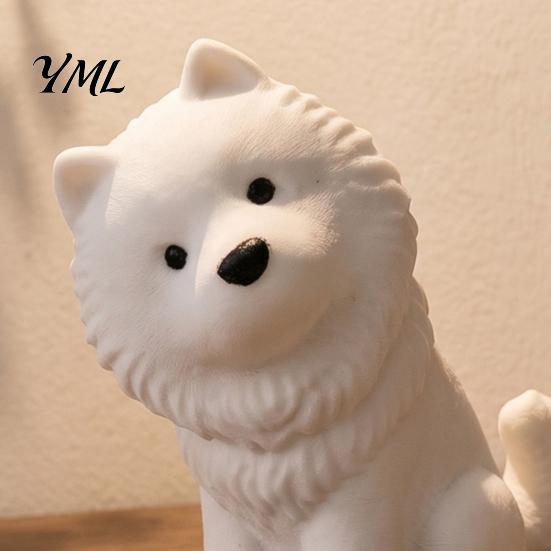 Car Interior Ornament Cute Sitting Samoyed Dog Figurine, 3D Printed Smiling Puppy Statue, Healing Desk Animal Desktop for Home Decor, Gift Lovers