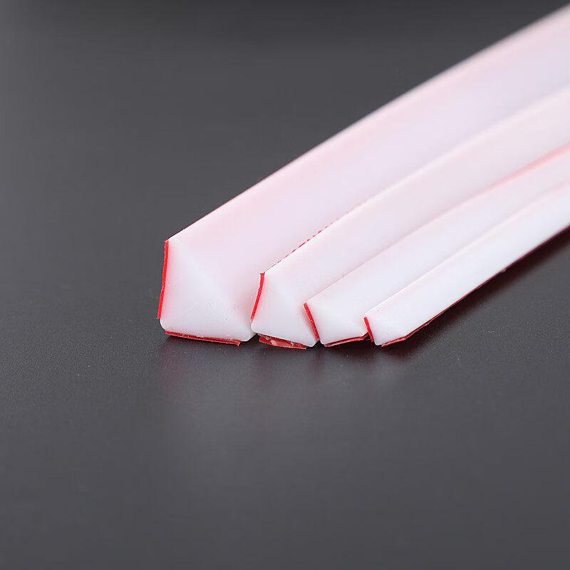 Striscia di tenuta triangolare in silicone resistente alle alte temperature