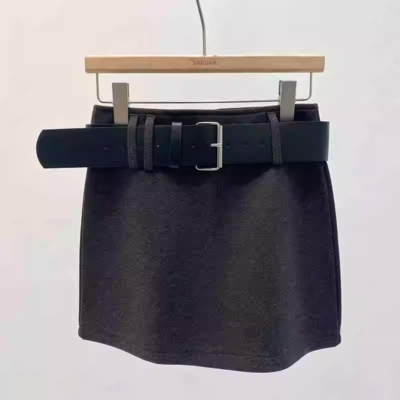2026 Autumn Korean Style Elegant High-Waisted Bodycon Mini Skirt with Belt
