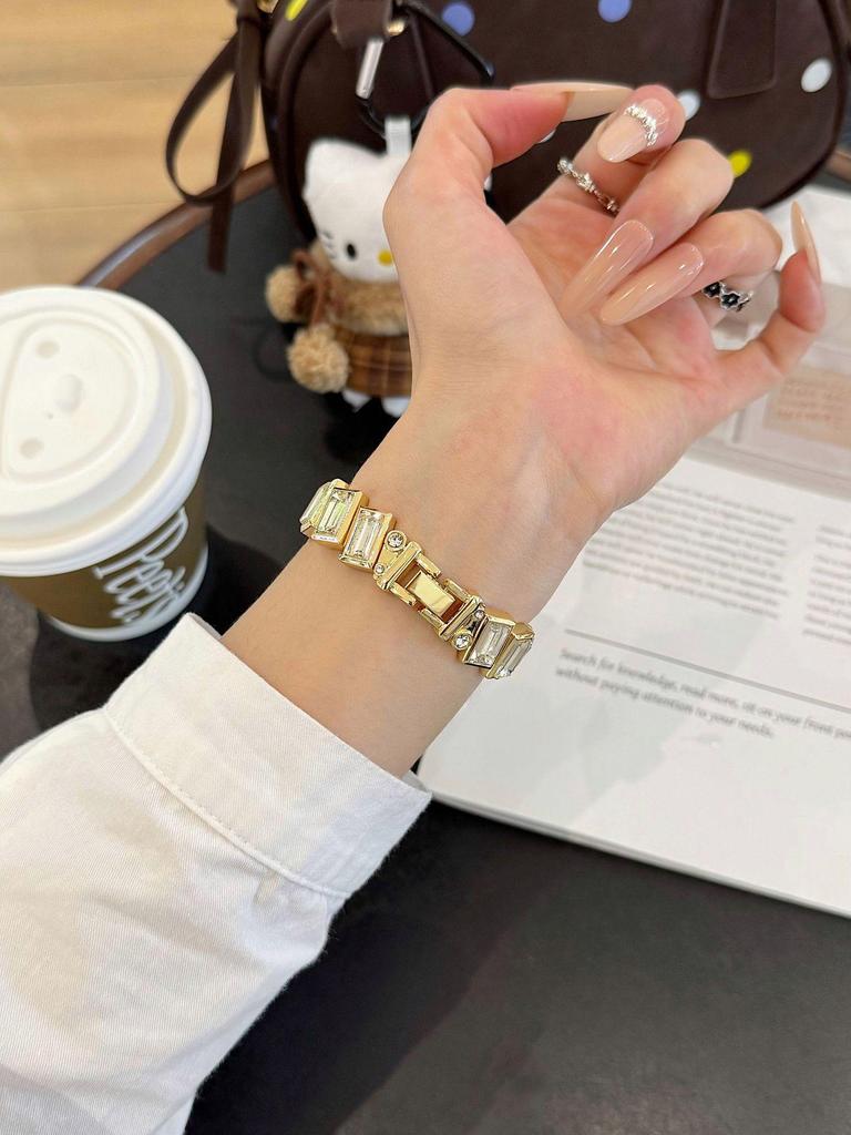 Compatible Diamond-Studded Metal Strap for Huawei GT654, Xiaomi 9 Pro, Apple iWatch 11