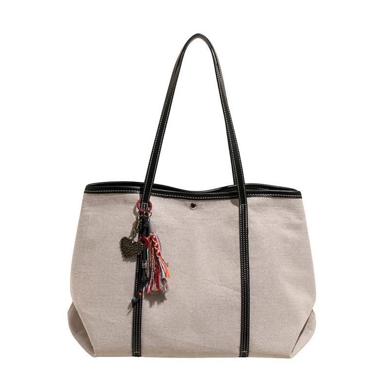 

Minimalist Pu Spliced Bag For Daily Use With Magnetic Closure