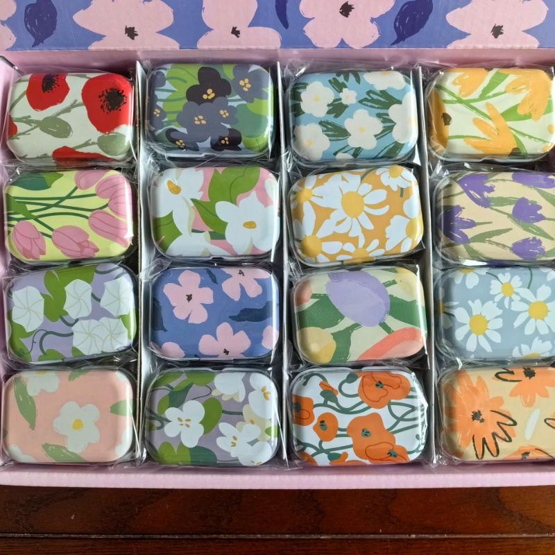

Vintage Floral Metal Storage Box – Mini Jewelry Organizer for Rings, Buttons, Rhinestones & Small Accessories XL