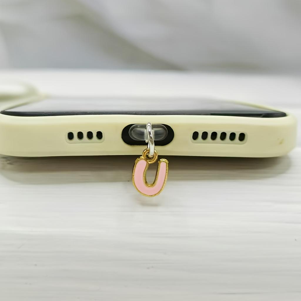1 Stück Legierung Rosa Buchstabenanhänger Handy Staubschutzstecker Wasserdicht Staubdicht Staubfest