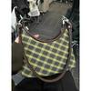 New Retro Plaid Underarm Shoulder Bag Niche Design High-end Texture Commuter Bag Fashionable Versatile Messenger Bag for You