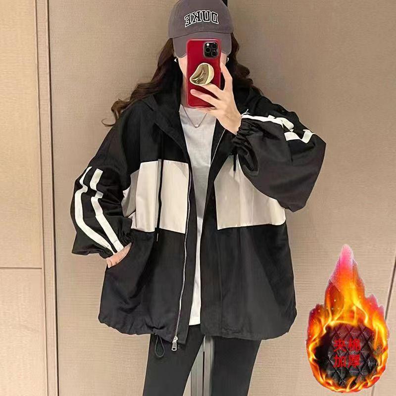 

Тренч Верхняя одежда Женская Свободная Повседневная 2025 Весна и Осень Новое поступление Популярные в этом году полоски Нишевый стиль Куртка-бомбер Топы Black plus Cotton 2XL(Suggested 70.00 kg-77.50 kg)