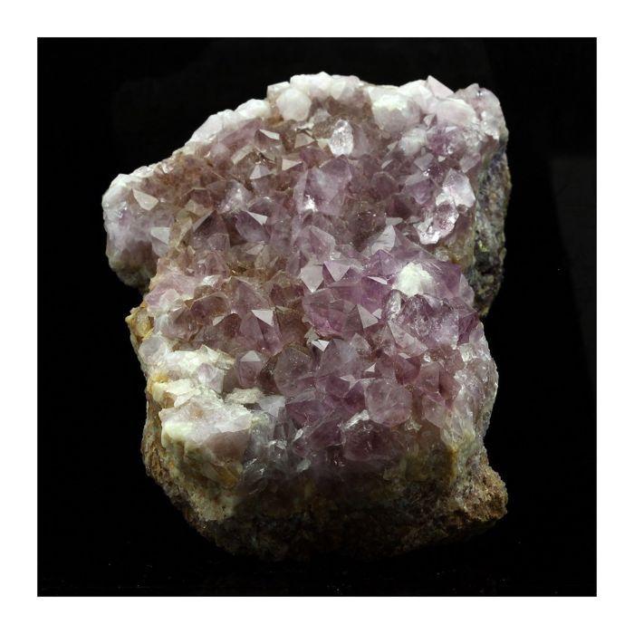 Pierres et Minéraux. Améthyste. 1466.0 ct. Les Isserts, Saint-Jacques-d'Ambur, Puy-de-Dôme, France..