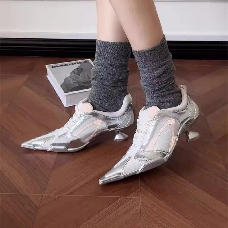 

Мода 2025 Новые Спортивные Балетки Повседневные Кружевные Кроссовки Сетчатый Заостренный Носок Высокие Каблуки Женские Туфли-Шпильки Сексуальные Туфли для Девушек Весна Новинка 34 белый