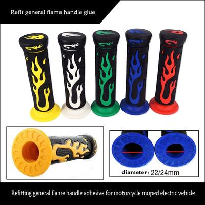Manopole universali in gomma da 22 mm con impugnatura a fiamma Parti per bici da cross Un paio di impugnature per manubrio per moto in TPR morbido con fiamma