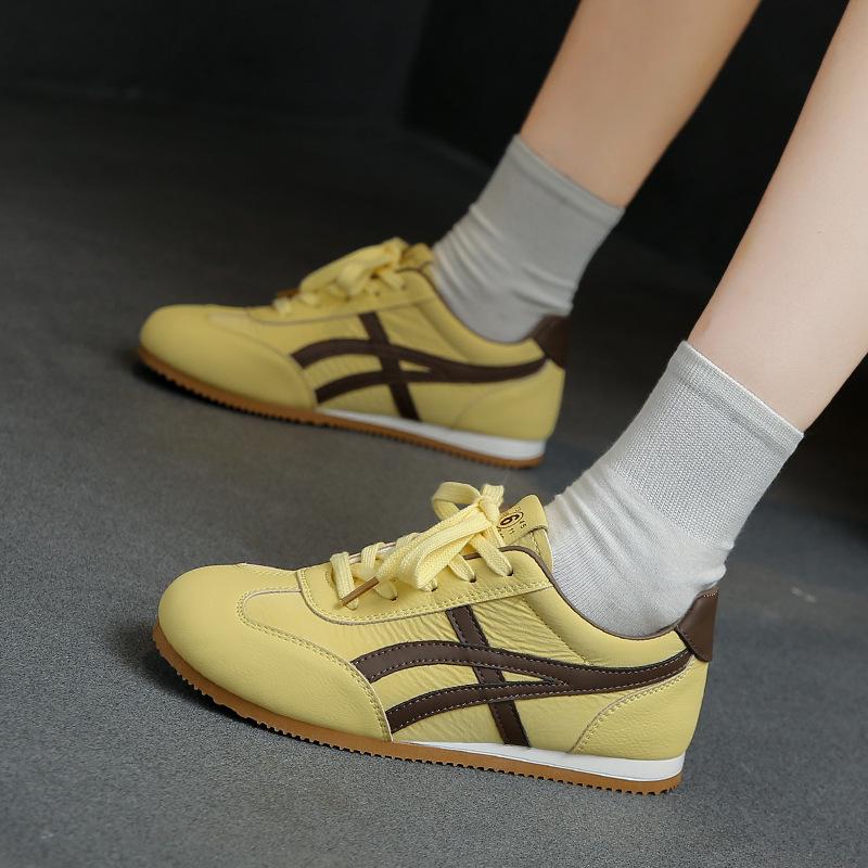 Retro Soft-soled German Training Shoes Women's 2025 Spring New Casual Single Shoes Fashion Versatile Sports Forrest Gump Shoes Board Shoes Tide