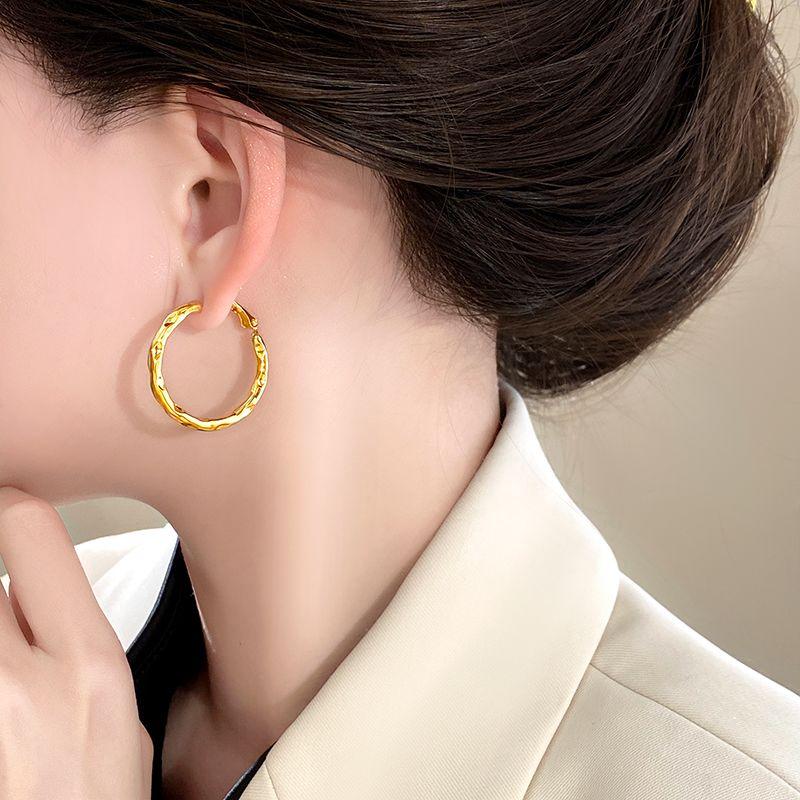 

2025 New Popular Lava Earrings Earrings Women Design Sense Niche Exquisite Earrings Temperament Unique Ear Rings Golden lava earring [diameter 3.0cm]]
