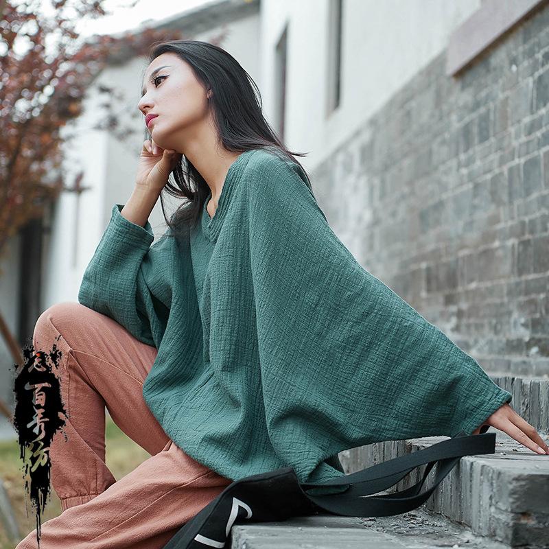 

Autumn and Winter Women s New Retro Pullover V-neck T-shirt Onesize зелений